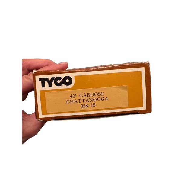 Tyco HO Scale Chattanooga 40 Caboose Electric Vintage Model Train in Used Box - Picture 3 of 10